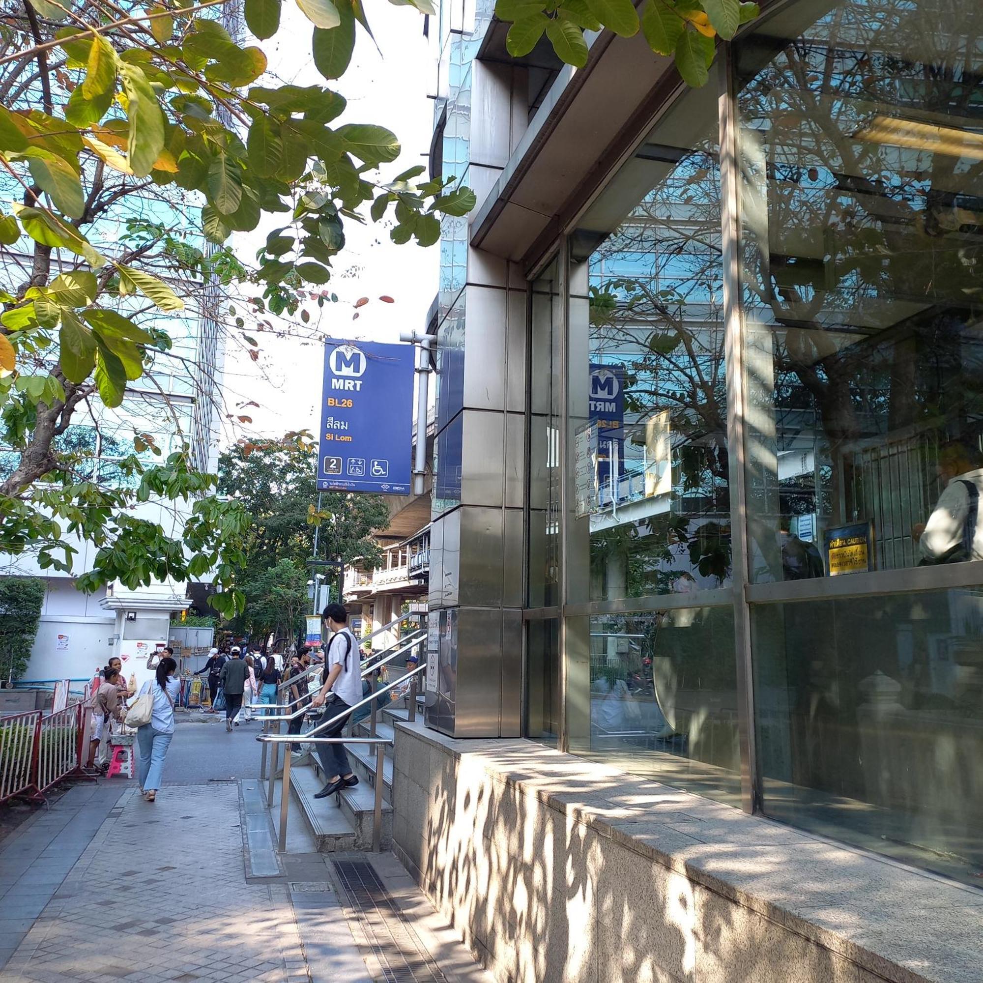 Smile Society Hostel Bangkok Bagian luar foto